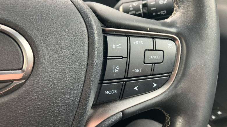 Lexus UX 250h 2.0 5dr CVT [without Nav] Hybrid Hatchback